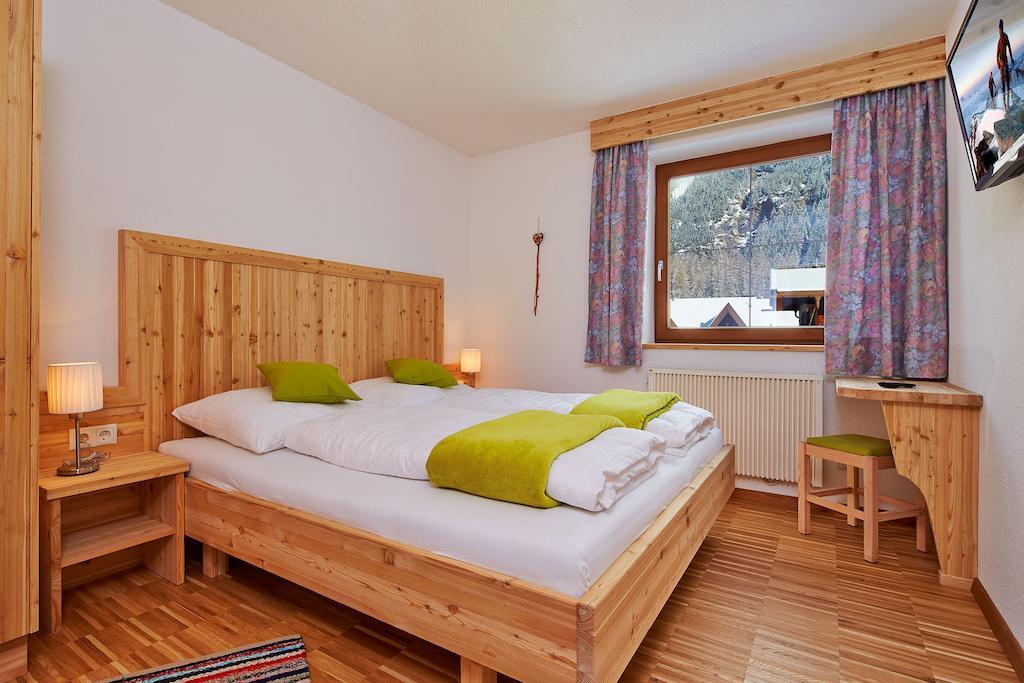 Am Sonnhof Apartamento Längenfeld Quarto foto
